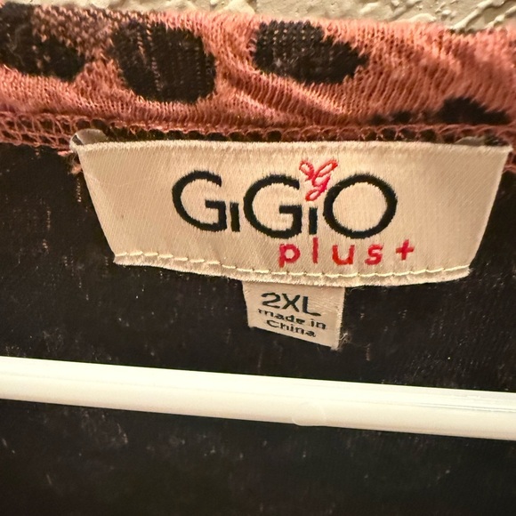 GiGiO Plus Shirts Blouse Leopard Puffer Sleeve Orange and Black Size 2XL - Picture 3 of 3